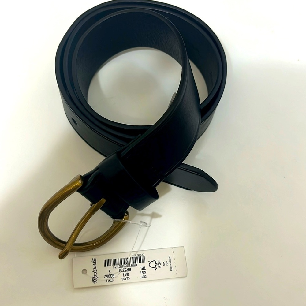 Madewell Medium Perfect Leather Belt